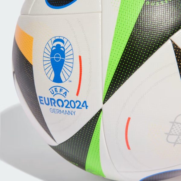 Ballon de competition Euro 24 blanc IN9365 42 detail