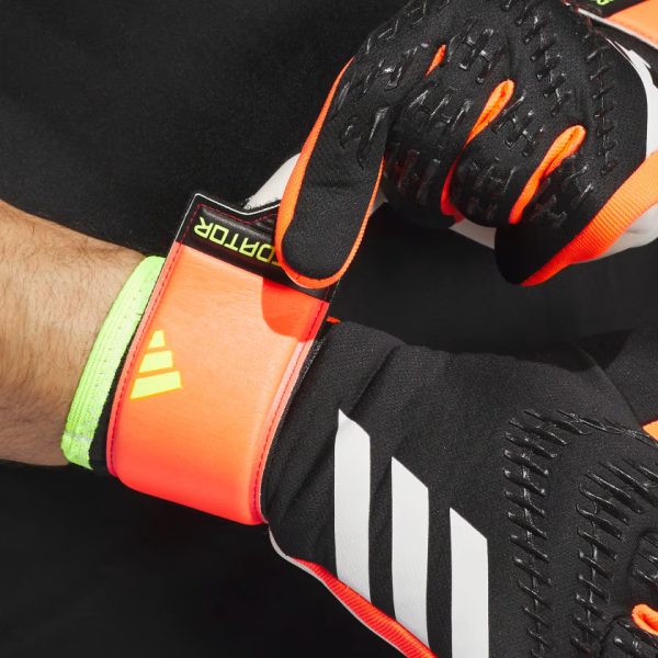 Predator League Goalkeeper Gloves Black IN1600 41 detail 1