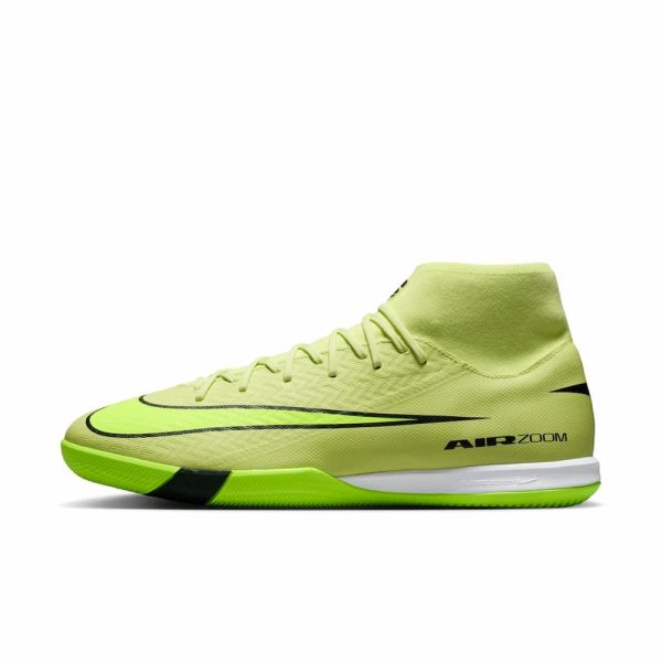 Zoom Superfly 10 Academy IC