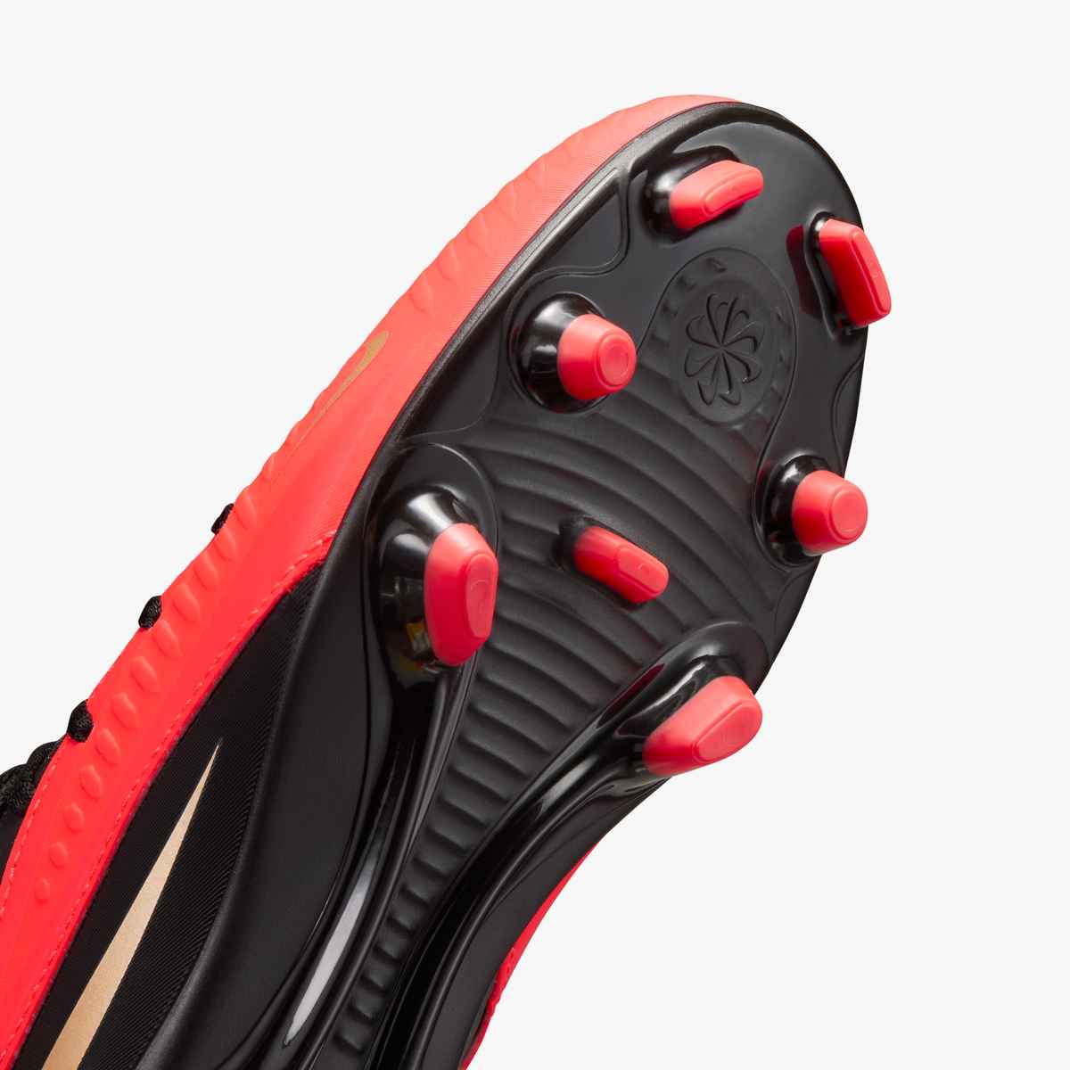 Nike JR Phantom 6 High Club FG/MG – Image 8