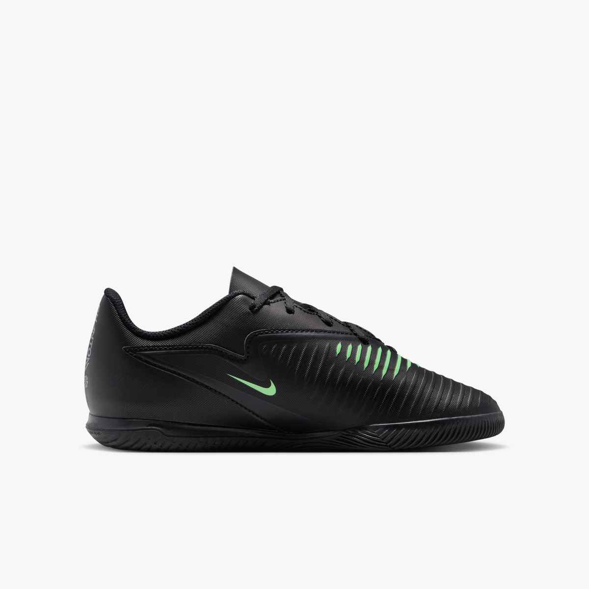 Nike JR Phantom 6 Low Club IC – Image 2