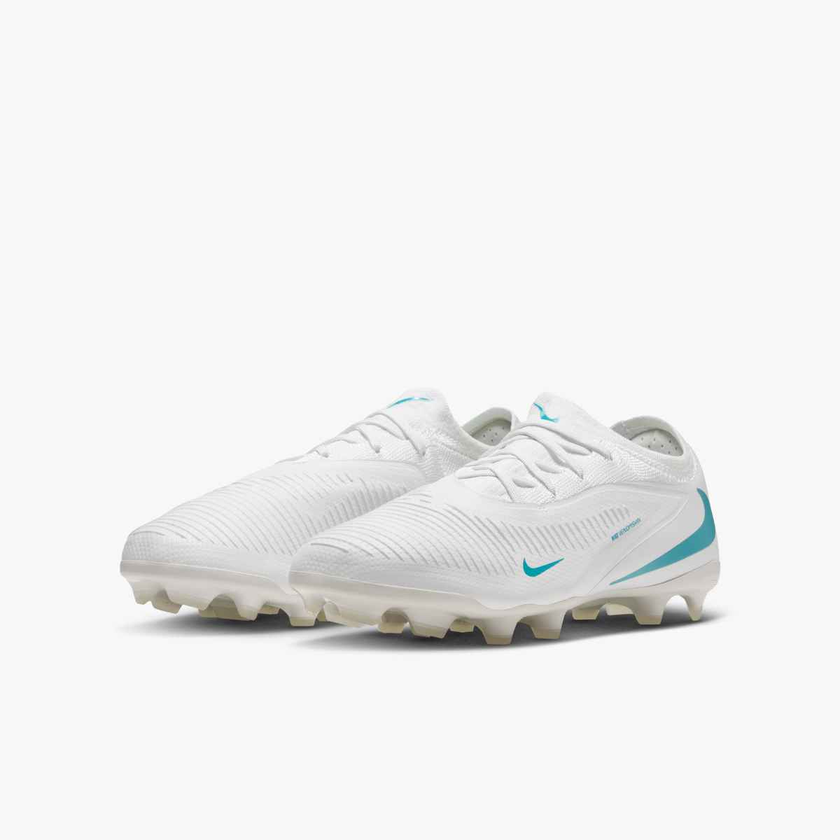 Nike JR Phantom 6 Low Pro FG-MG – Image 6